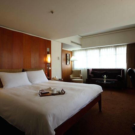 กลอเรีย ปรินซ์ Hotel ไทเป ภายนอก รูปภาพ