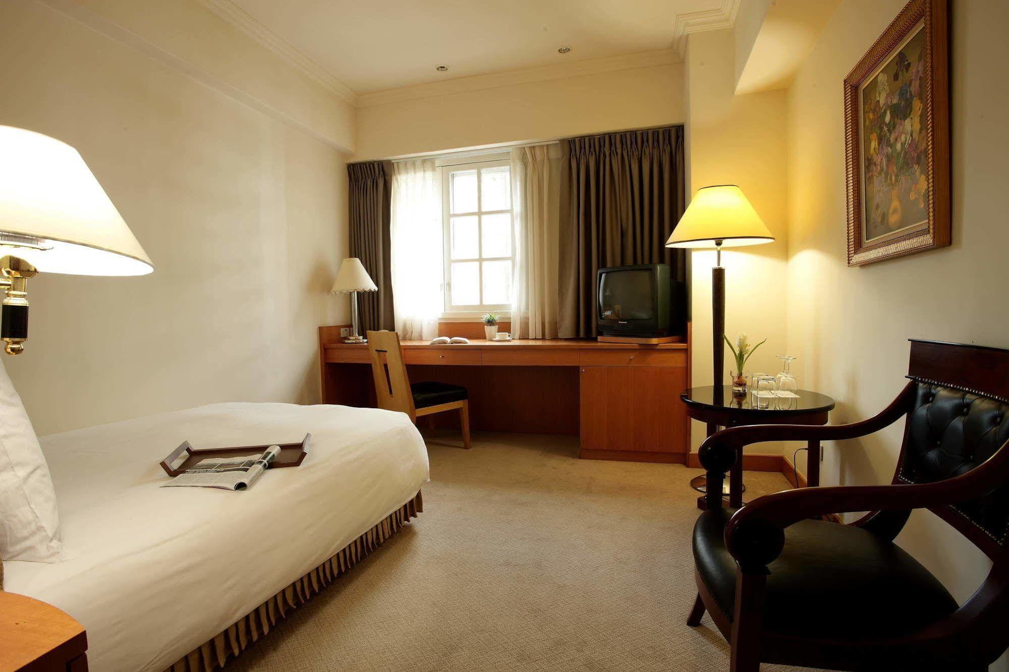 กลอเรีย ปรินซ์ Hotel ไทเป ภายนอก รูปภาพ
